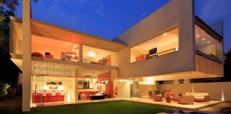 Godoy House by Hernandez Silva Arquitectos