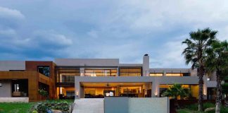 House Sed by Nico van der Meulen Architects