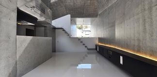 House in Abiko by Fuse-Atelier