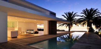 House in Camps Bay by Luis Mira Architects