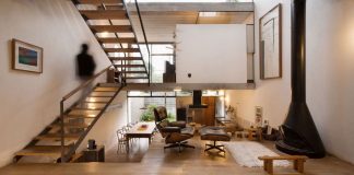 Juranda House by Apiacás Arquitetos