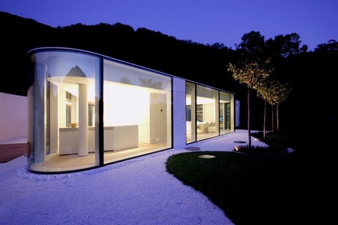 Modern Lake Lugano House by JM Architecture