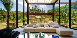 Laranjeiras Residence by Fernanda Marques Arquitetos Associados