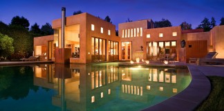 Mandeville Canyon by Whipple Russell Architects