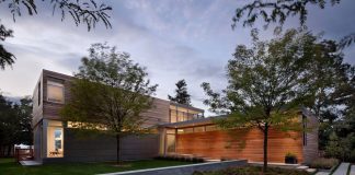 Peconic Bay Residence by Stelle Lomont Rouhani Architects