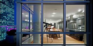 Penthouse in Downtown Montreal by René Desjardins