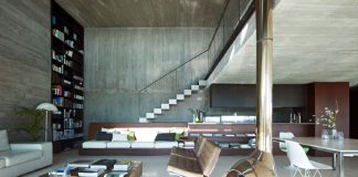 Pitch House by Iñaqui Carnicero