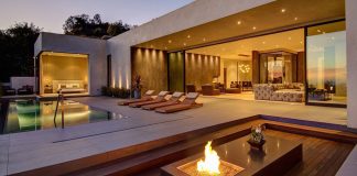 Modern residence in Los Angeles by La Kaza and Meridith Baer Home