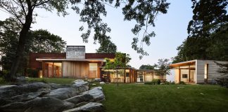 Stonington Residence by Joeb Moore & Partners