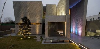 The Open Box House by A-cero