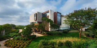 Daniel’s Lane Residence by Blaze Makoid Architecture