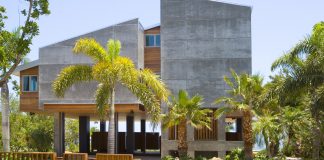 Tavernier Drive Residence by Luis Pons Design Lab