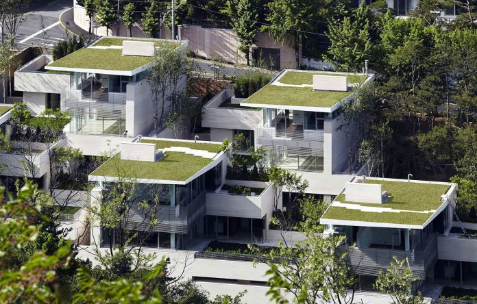 Seongbuk Gate Hills by Joel Sanders Architect and Haeahn Architecture