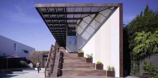 Yin-Yang House by Brooks + Scarpa