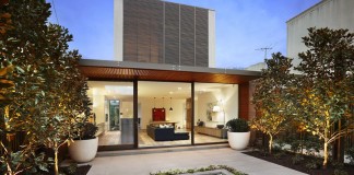 106 Carpenter Street Stylish Home in Melbourne