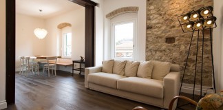 Contemporary Apartment in San Vincenzo by the Tuscan Coast by Carlo Pecorini