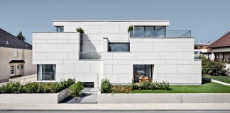 Housing Building of Seven Units by METAFORM architecture