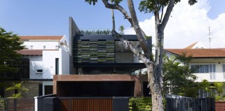Maximum Garden House by Formwerkz Architects