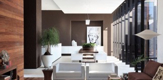 OM House by Guilherme Torres