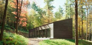 Sixteen Doors House by Incorporated Architecture & Design
