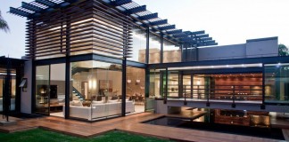 House Aboobaker by Nico van der Meulen Architects