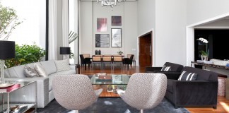 Elegant Home Interior by Marcelo Mota Arquitetura