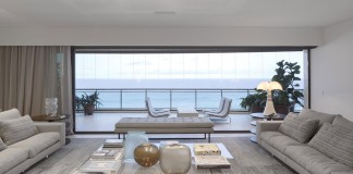 Barra by Studio Arthur Casas