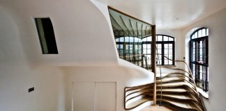Roominaroom by atmos