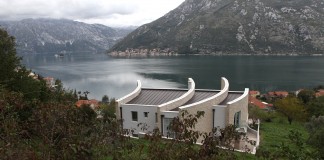 Villa in Stoliv by Enforma Studio