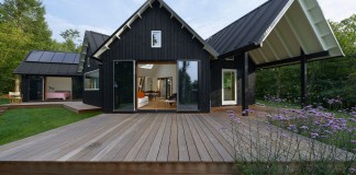 Village House by Powerhouse Company