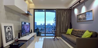 Dakota Crescent Apartment by KNQ Associates