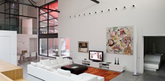 Contemporary Bordeaux Loft by Teresa Sapey Estudio