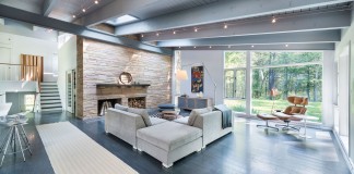 Mid-Century Modern Home Design by Flavin Architects