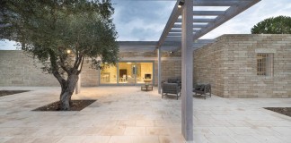 Ecosustainable Puglia House by Massimo Iosa Ghini