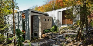 Cedrus Chalet Placed on The Edge of a Cedar Wood by Boom Town