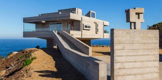 The Mirador House: located on a cliff enjoying awesome sea views by Gubbins Arquitectos