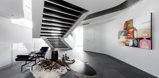 Trigg Modern Beach Residence by Hillam Architects