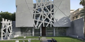 Grey tone ultramodern Al Saif Residence in Kuwait City by ROMA International