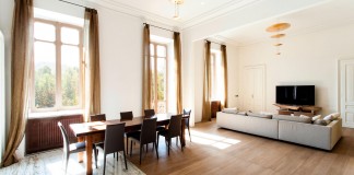 Elegant River Apartment in Turin by deamicisarchitetti