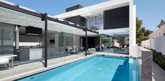 1021 Gallery House by Craig Steere Architects