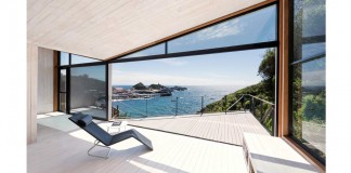 IA House with panoramic views of the Pacific Ocean by Joannon Arquitectos