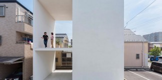 Little Open-Air House with a big Terrace in Tokyo by Takuro Yamamoto