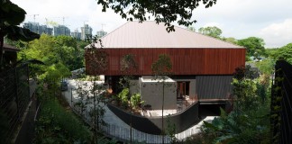 Victoria Park Residence by ipli architects