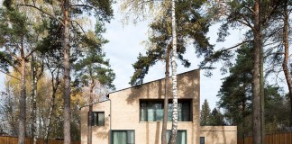 Villa Rastorguyevo by Gikalo Kuptsov Architects