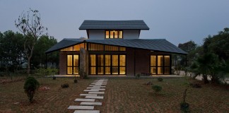 Folded Roof House by TOOB STUDIO