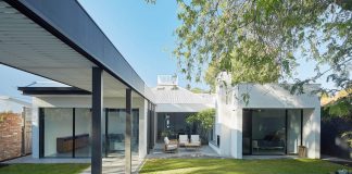 Single-level Claremont Residence by David Barr Architect