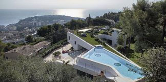 Villa La Madone in the southern of France by 2CM & Ceschia e Mentil Architetti Associati