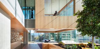 Telus Garden Offices in Vancouver with most state-of the-art workplace technologies designed by Office Of Mcfarlane Biggar Architects + Designers Inc.