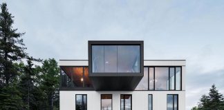 The Blanche Chalet, a simple and pure architecture that gently complements the landscape of Charlevoix in a modern fashion