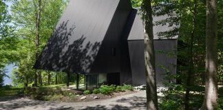 Nestled in the privacy of a hemlock forest, Fahouse presents an amazing building that seems to emerge from a children’s story